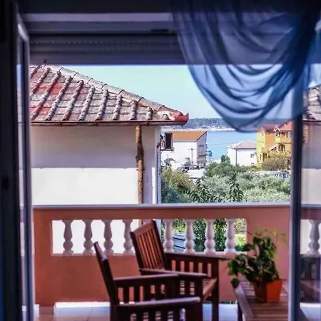 Apartman Barbat 17 *